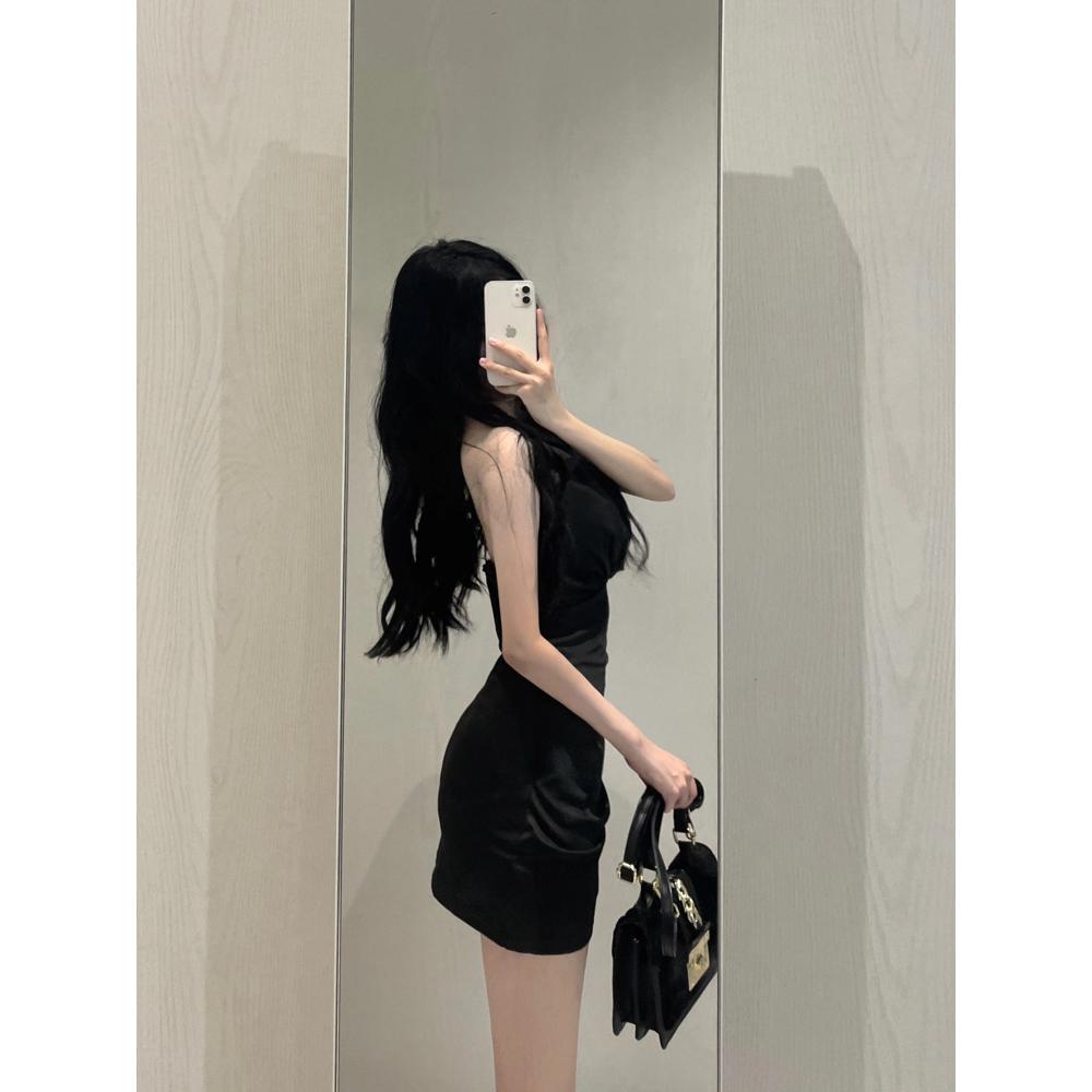 

backless neck dress Japanese women s off-the-shoulder hip skirt, sexy small suspender pleated skirt XL- (recommended 110-60kg)