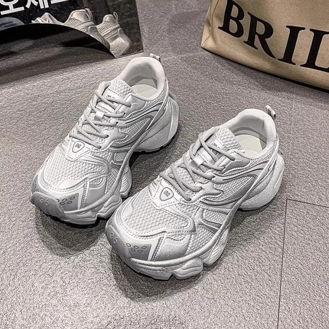 

Дышащие кроссовки «папины кроссовки» женские весна-лето 2025 новая мода универсальные сетчатые толстая подошва увеличивающие рост повседневные кроссовки тренд 40 серебряный