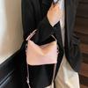 2025 Trendy Women's Woven Handbag: Summer Fashion Pillow Crossbody for Simple Commutes
