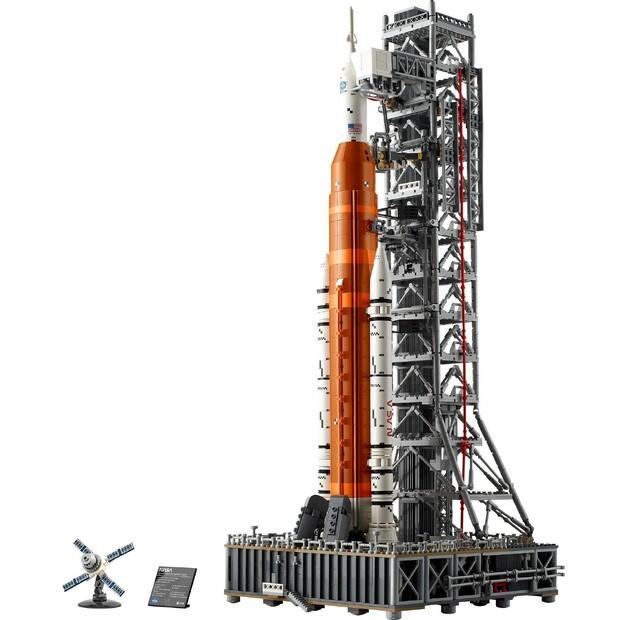 LEGO Pictograme 10341 NASA Artemis SLS rachetă