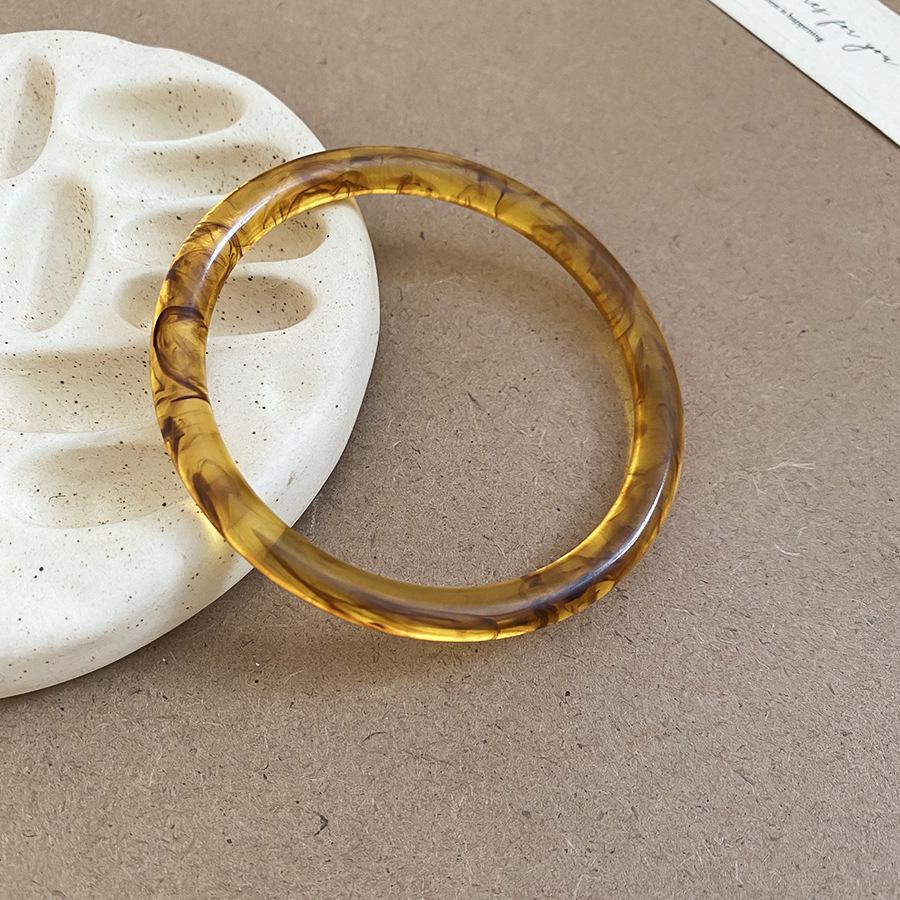 Gold-Plated Geometric Open Bangle – Korean-Style, Luxury Retro Bracelet with Unique Design for Women