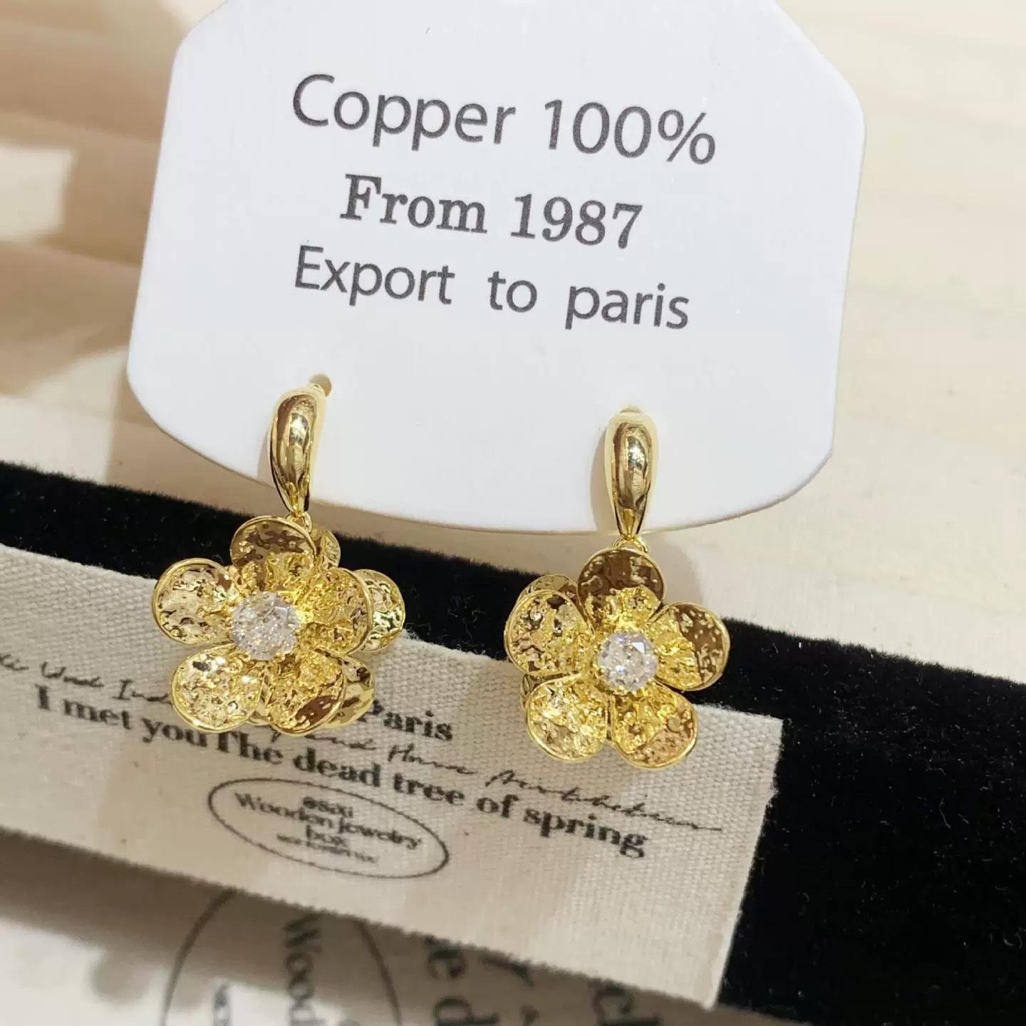 Exquisite Three-Dimensional Sweet Flower Stud Earrings: Versatile, Fashionable, and Unique Ear Ornaments