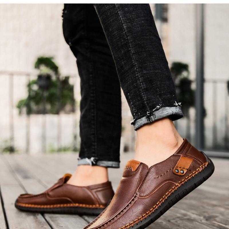 Men's Slip-on Casual Leather Shoes Hand-stitched Plus Size 36-50 Loafers Non-slip Soft Sole Flats for Walking Driving