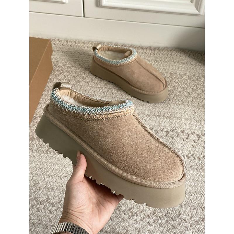 

Снежные ботинки на толстой подошве новые меховые интегрированные увеличивающие рост набивные утолщенные теплые хлопковые туфли женская зимняя обувь 41 [It is recommended to choose one size larger] песочный