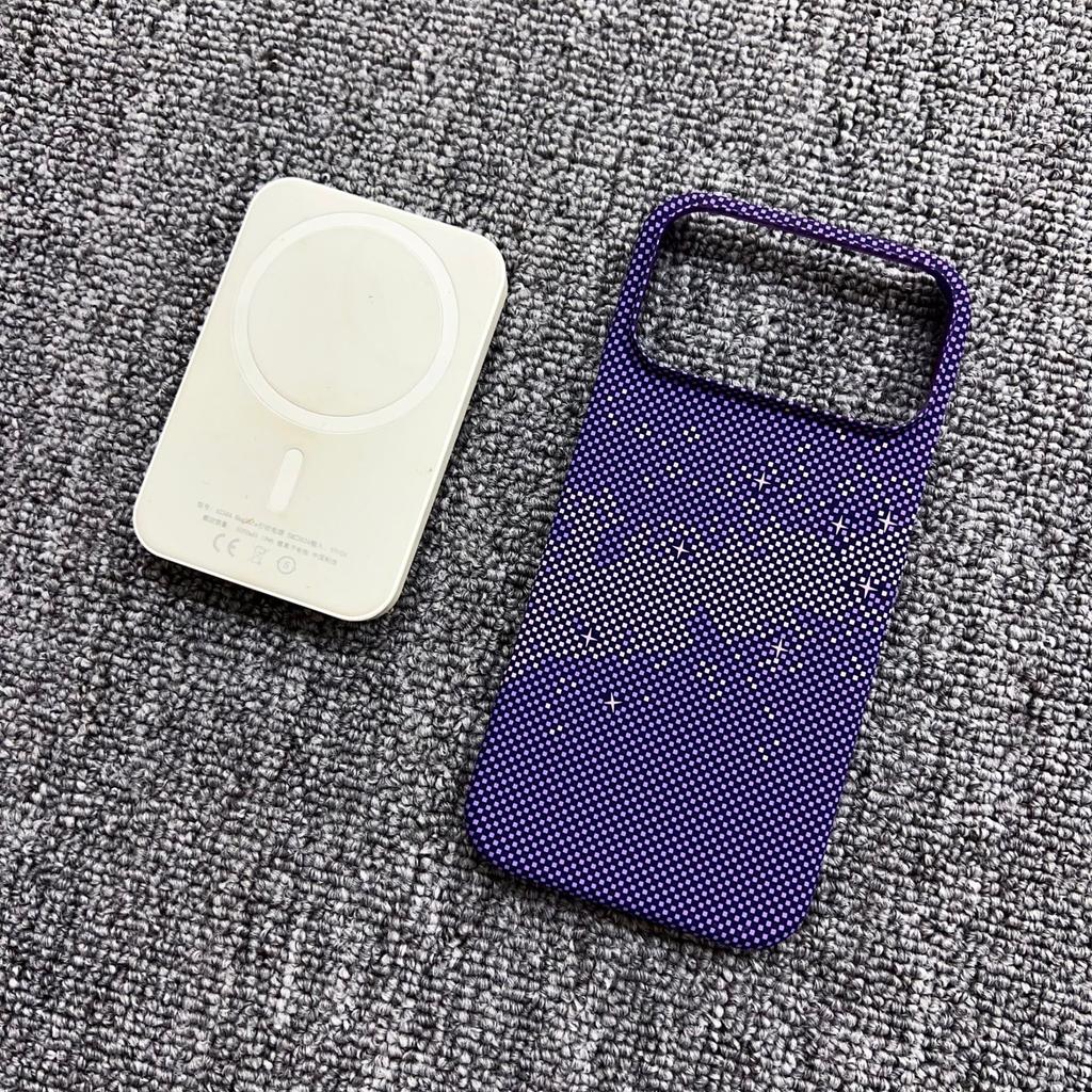 Applicable to iphone16promax mobile phone case half pack Kevlar carbon fiber magnetic suction Apple 17 anti-drop protective case