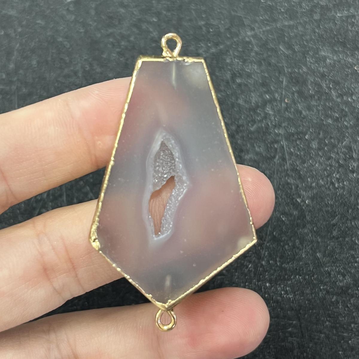 

1 шт., Соединитель кластера целебных кристаллов Спирита, Натуральный камень Кварц Друзы Подвески-соединители для изготовления ювелирных изделий DIY Браслет Ожерелье Аксессуары 1Pc/27×37mm