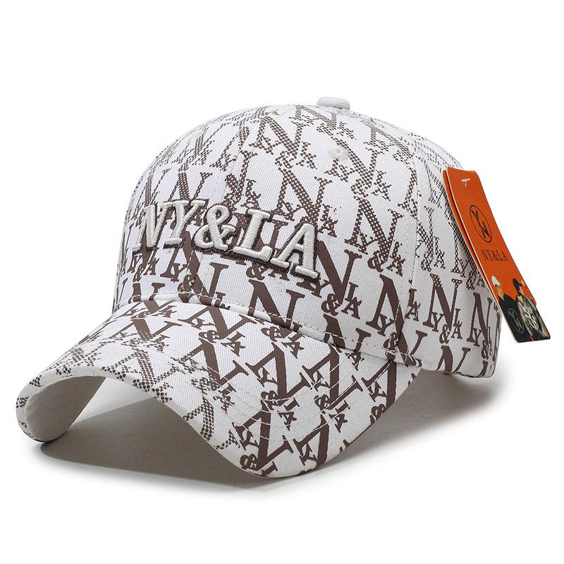 

New Embroidery Ball Baseball Cap Sports Sunscreen Men s and Women s Sun Hats Breathable Versatile Casual Duck Tongue Adjustable білий