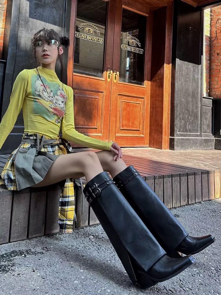 

Ботинки Женские остроносые вышитые ковбойские ботинки из кожи рыцарские ботинки на высоком каблуке ботинки с широким голенищем ботинки-трубы жареный стрит 40 чёрный