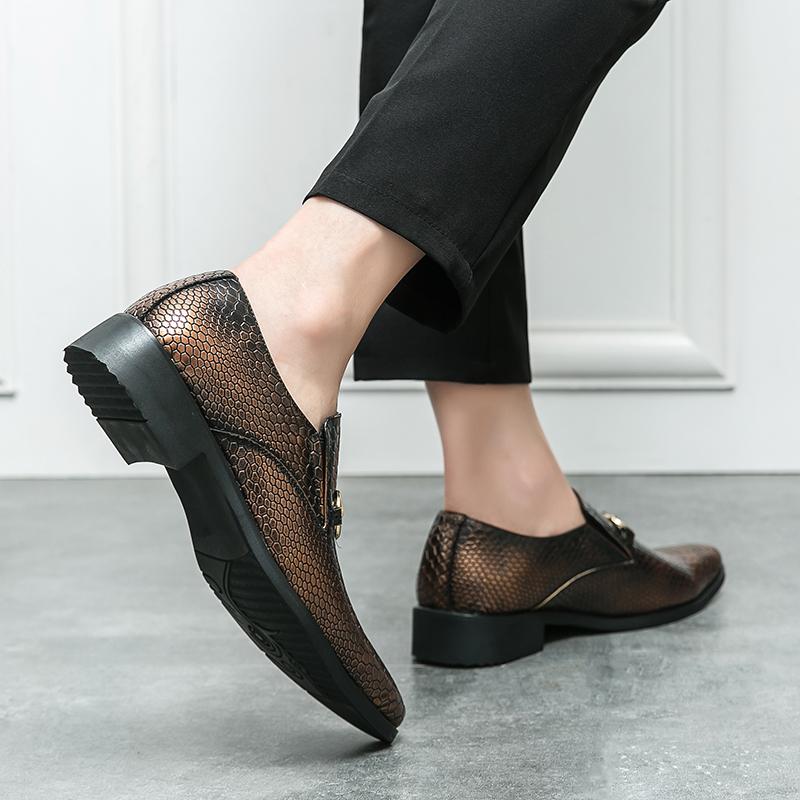 Fashion Fashion Brand Snake Skin Pattern Design Luxury High-quality Decorative Buckle Men Shoe Comfortable Bright Pointed Surface Loafer