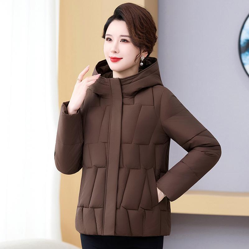2025 short fashion padded jacket, new slim and slim padded jacket, foreign style thickened and warm winter waist jacket
