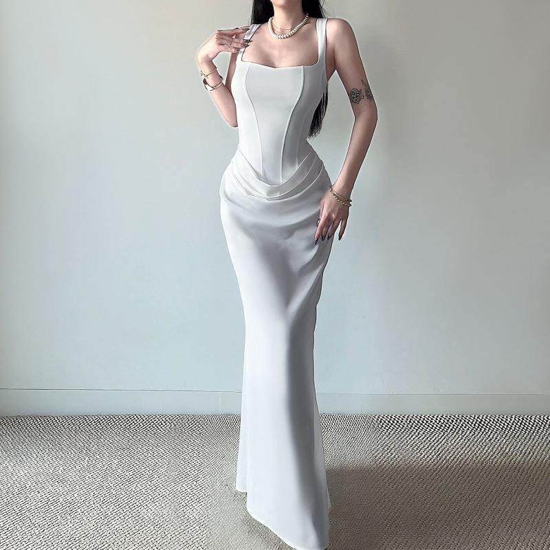 NSSF Homemade, European and American Women's Clothing New Wholesale Dress Dress, Sexy Halter Suspender Hip-wrapped Long Dress