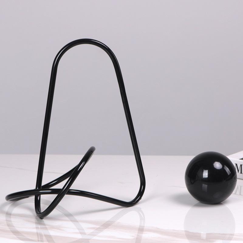 Modern Light Luxury Model Room, Artistic Abstract Lines, Triangular Ornaments, Sales Office, Clubhouse, Ancient Rack, Entrance Hall Ornaments