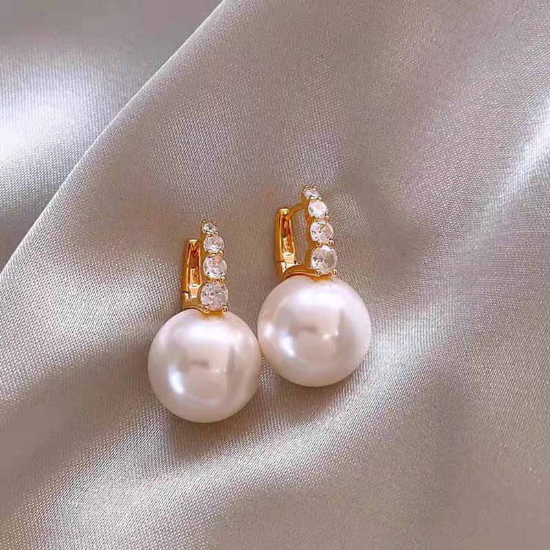 French Minimalist and Fashionable Pink Imitation Pearl Earrings High End Spring Summer Earrings