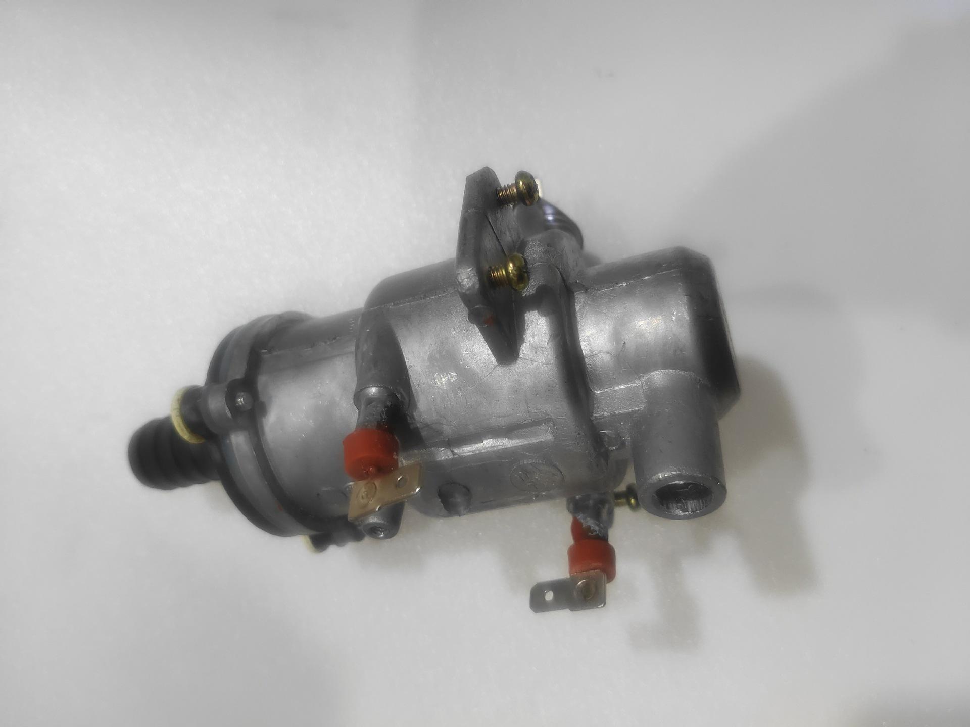 2000W Garment Steamer HGS 2510: No Water Blockage, Efficient Heating Element 0.8L and Below