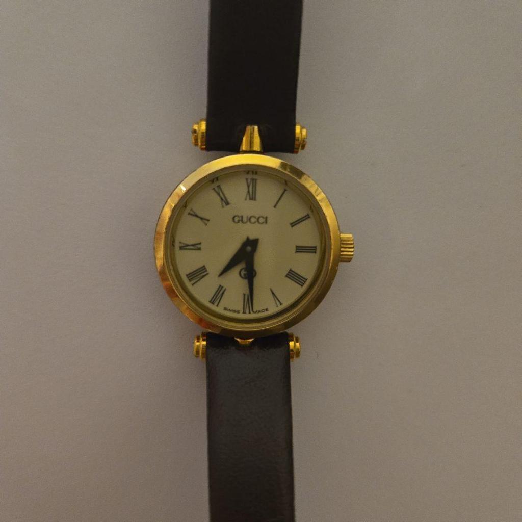 Used GUCCI ladies watch gold black
