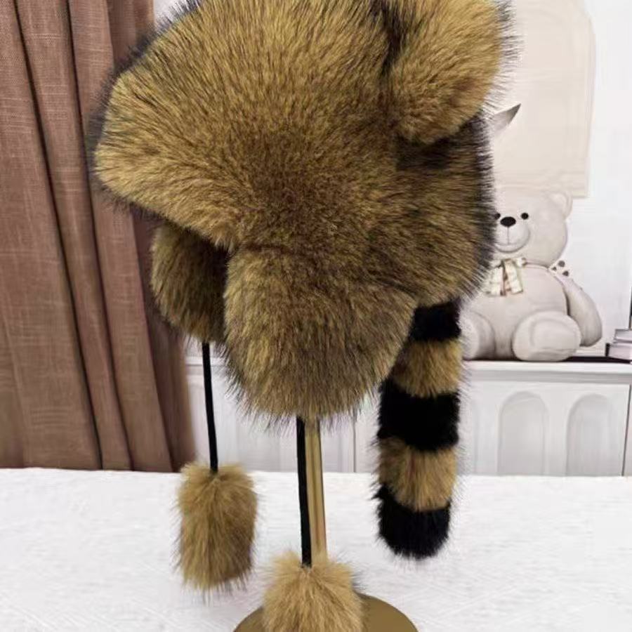 New Winter Thickened Raccoon Anti-wind and Cold Ear Protection Hat Cute Fox Ears Show Face Small Plush Lei Feng Hat