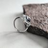 Серебряное кольцо с натуральным сапфиром 1.755ct, фианитами, вес изделия 3,3 гр (2202608)