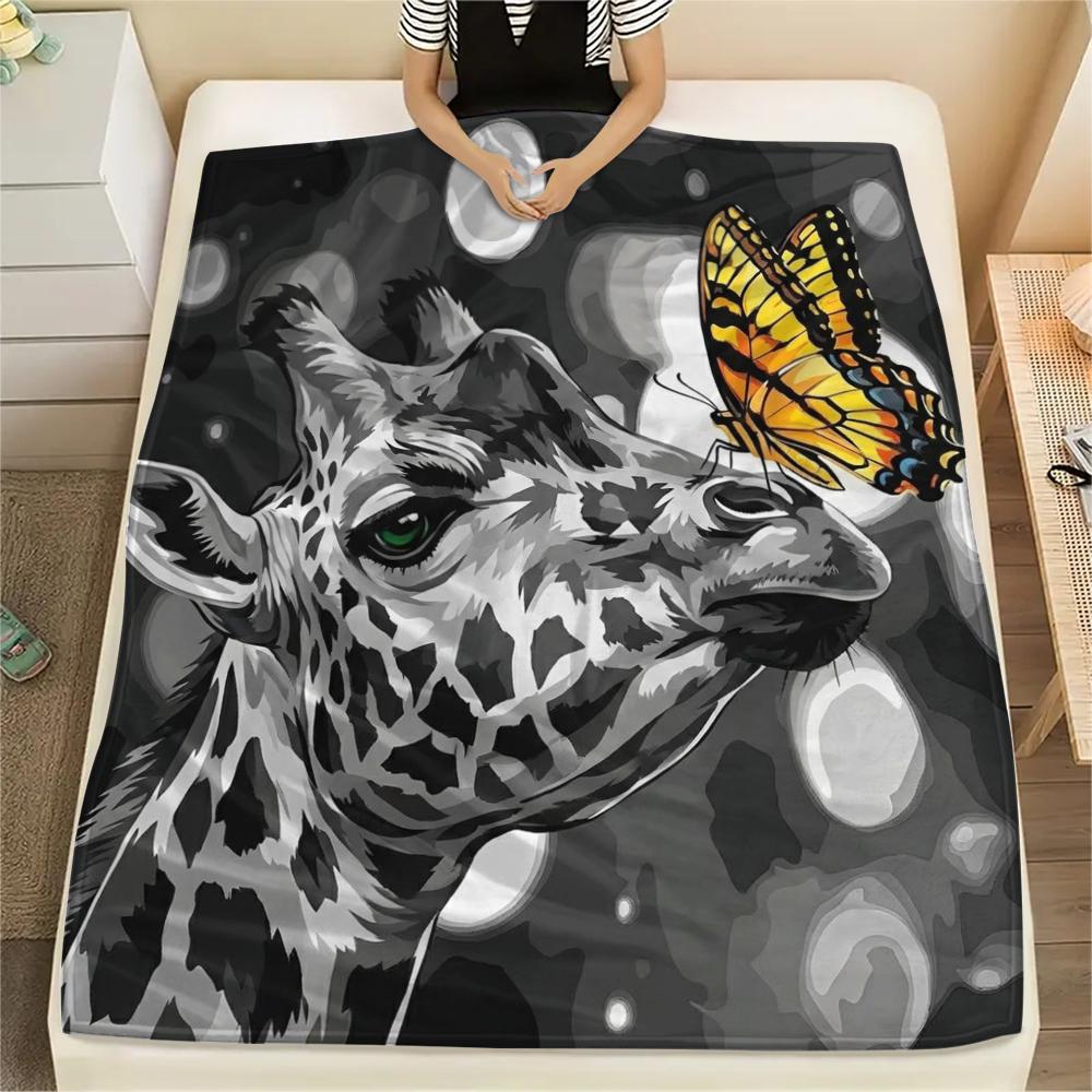1PC Watercolor Animal Art Print Flannel Blanket, High Quality All Seasons, Home Decor, Warmth and Comfort, Perfect for Christmas Gifts