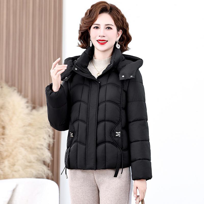 Fashion warm thickened short middle-aged and elderly hooded down cotton clothes, small thickened mother clothes in winter