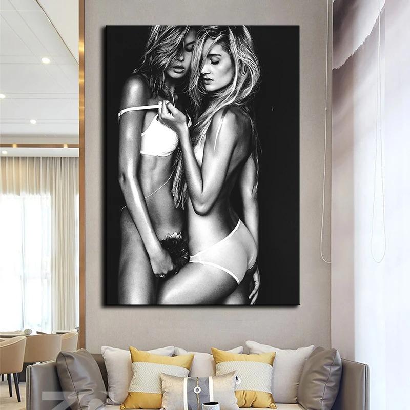 Modern Black White Semi Nude Women Painting Beauty Posters and Prints Sexy Hugging Girls Wall Art Picture For Bedroom Decor