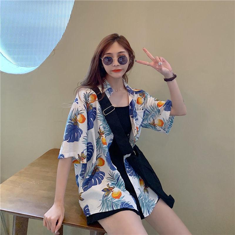 

Women s Retro Floral Hawaiian Beach Shirt - Seaside Vacation Top 2XL