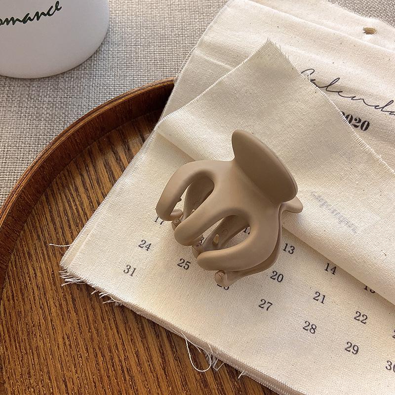 New Hair Claws Elegant Acrylic Hairpins Barrette Crab Hair Clips Headwear for Women Girls Fashion Hair Accessories Gifts