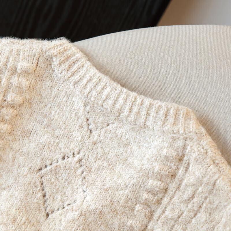 Women's Round Neck Loose Fit Embroidered Pullover Vest