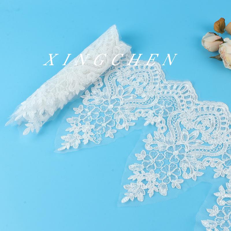 Spitze Spitze Auto Knochen Kleidung Heimtextil Zubehör Handgefertigt DIY Materialien Hochzeitskleid Dekoration Spitzenzubehör 28Cm