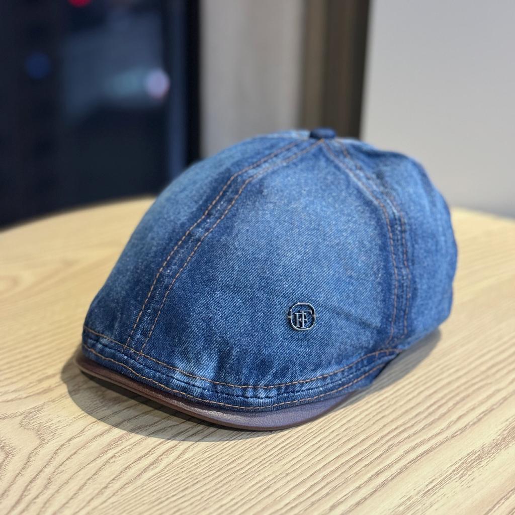 New Japanese-style Vintage Washed Distressed Denim Beret for Women with Large Head Circumference, Face-slimming Artist Hat, Trendy