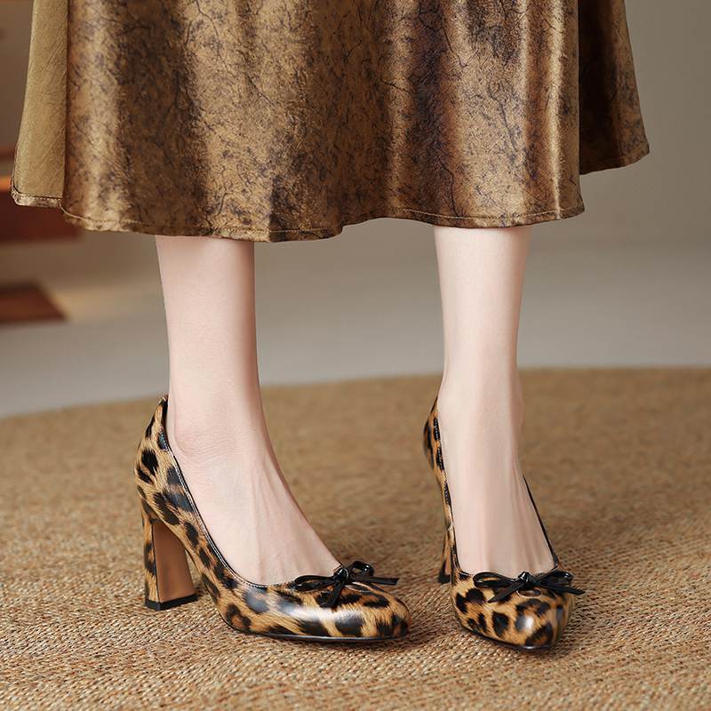 Krazing Pot Suede Microfiber Round Toe Size 41 Chunky High Heels Slip on Leopard Sexy Casual Autumn Pumps