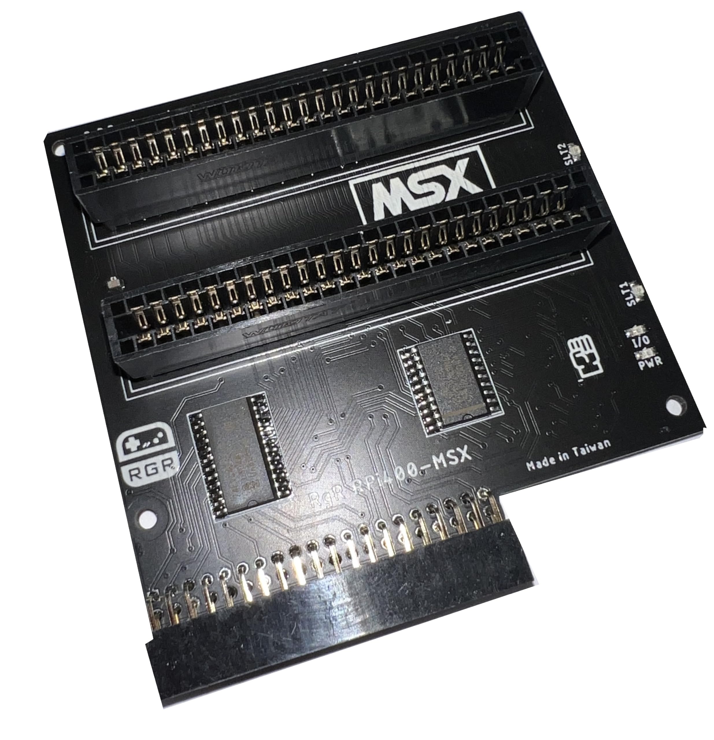 

Ігровий адаптер, який дозволяє вставляти картриджі MSX у Raspberry Pi [Retro Restore] RPi400-MSX [432458]