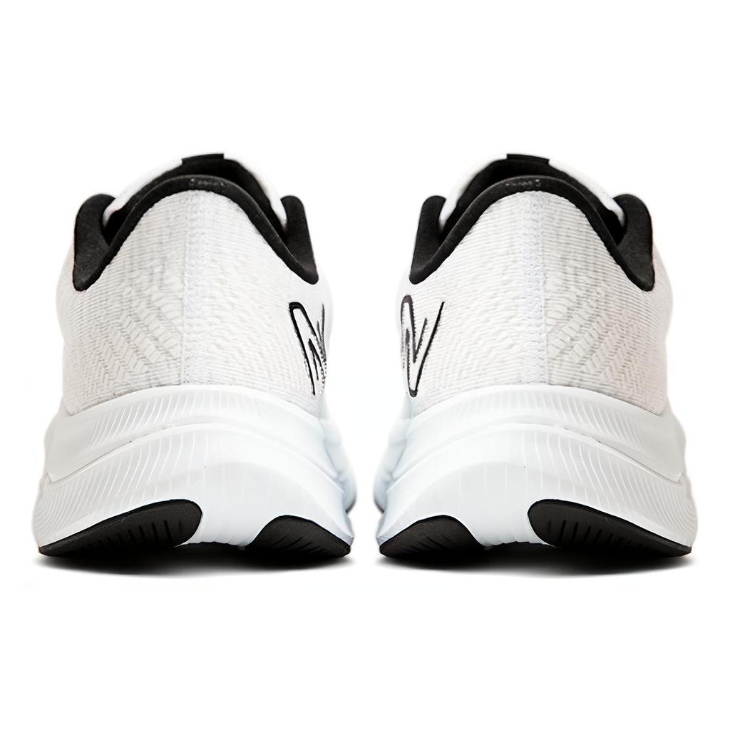 New Balance FuelCell Propel v4 'Blanco Negro' Hombre MFCPRLW4
