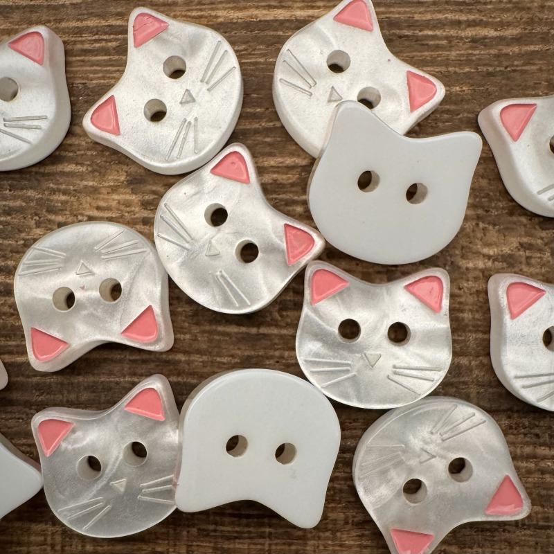 10Pcs Cute Cat Resin Buttons Baby Cardigan Vest Kids Shirt Socks Craft Buttons Kawaii Children's Clothing Sewing DIY Accessories