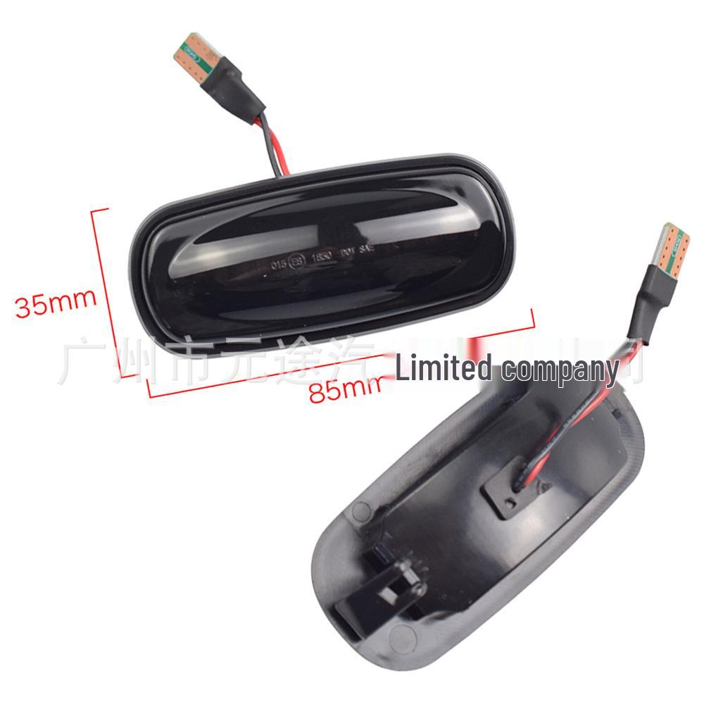 LED Dynamic Turn Signal Side Marker Light for Land Rover Discovery 2, Defender, and Freelander