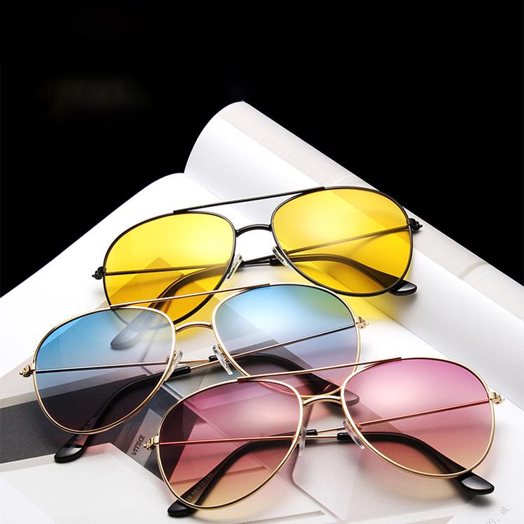 Classic Gradient Metal Frame Pilot Sunglasses for Men Women Trendy Yellow Brown Lens Beach Vacation Glasses