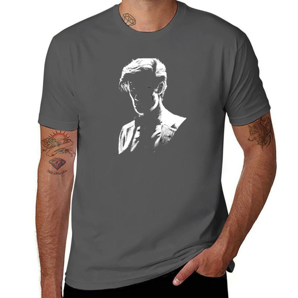 Matt Smith Silhouette Tshirt Festive Simple Tshirt