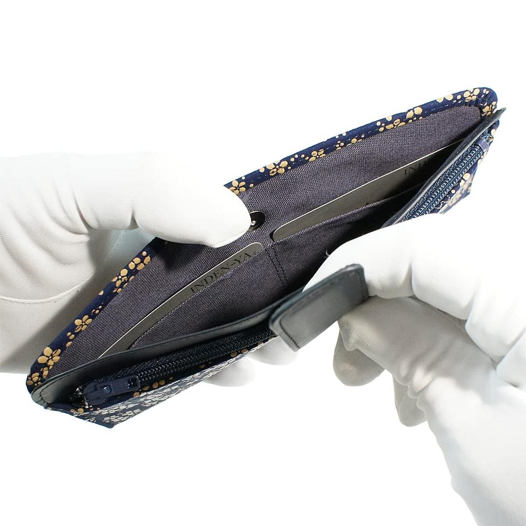 [Inden-ya] Inden Long Wallet, Large, Thin Deerskin, Navy Blue with White Lacquer, Forget-me-not Pattern, 2107-14-181
