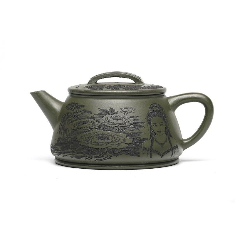 620ml Vintage Yixing Purple Clay Teapots Handmade Large Caliber Pot Raw Ore Green Mud Kettle Zisha Teaset Tea Services Ornaments