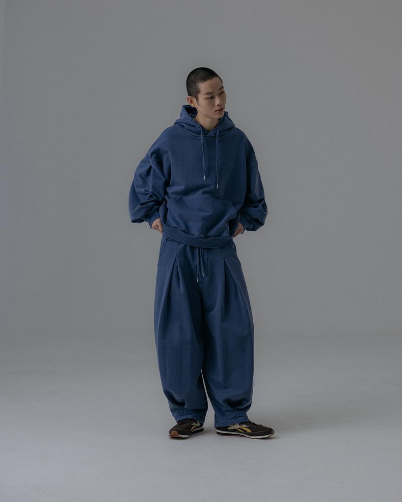 ANGLAN Valley Tuck Sweat Balloon Pants - Washed Blue