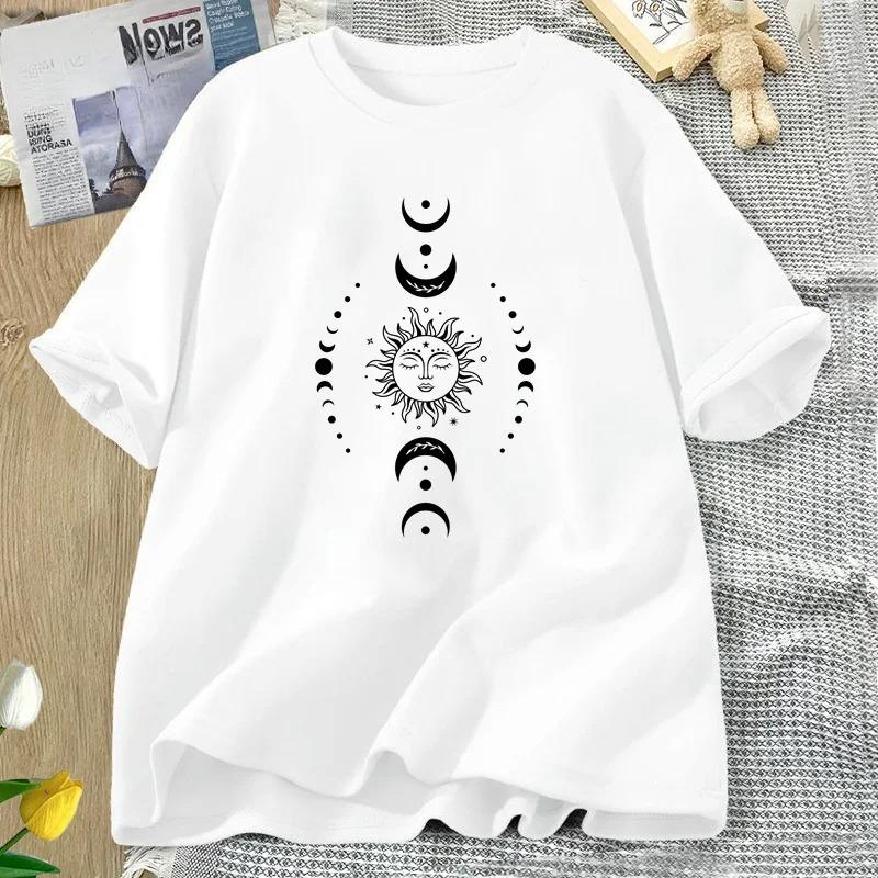 Sun and Moon Pritned T Shirt Celestial Boho Mystical Tshirt Magic Moon Short Sleeve Tshirt Women Harajuku Tee Streetwear Black S