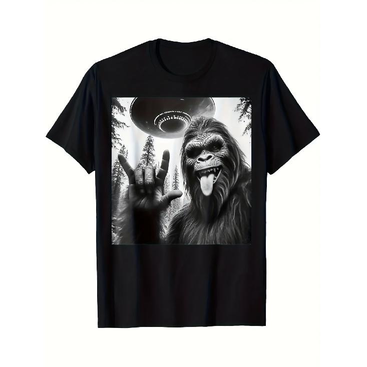 Men'S Fun Bigfoot And UFO Tee, Stylish Printed Short-Sleeve Shirt, Urban Style Crew Neck Casual Top, Ideal for Any Season, Comfortable, Airy,