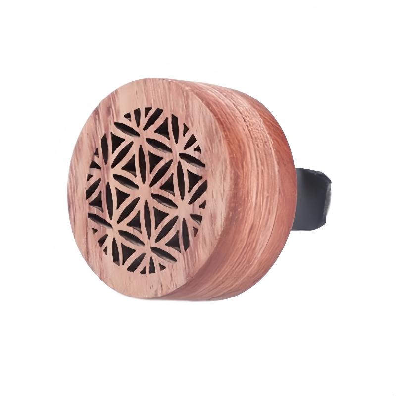 

1Pcs Car Essential Oil Diffuser Wooden Aroma Diffuser Car Vent Clip Wooden Carved Aromatherapy Diffuser Auto Air Freshener