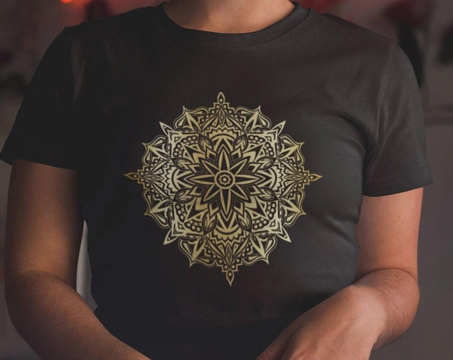 Golden Mandala T-shirt Women Alternative Spiritual Shirt Woman Yoga Festival Flower Buddha T-shirt 2XL