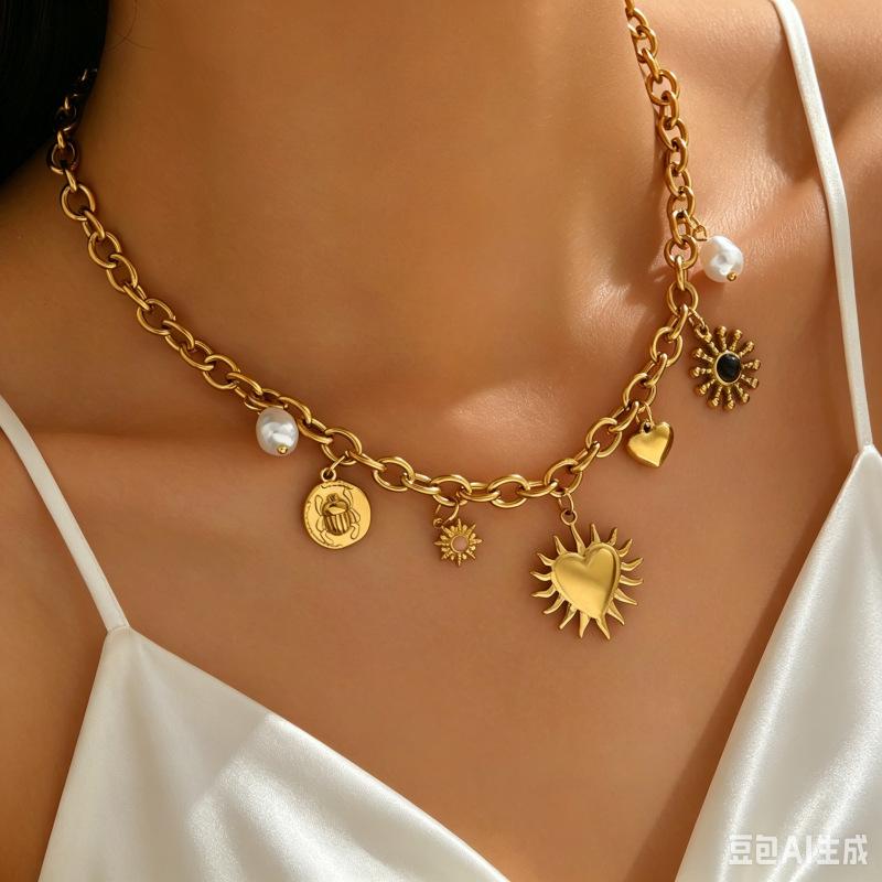 Hot-selling light luxury fashion gold-plated sunflower moon love gemstone pearl accessories pendant chain necklace batch