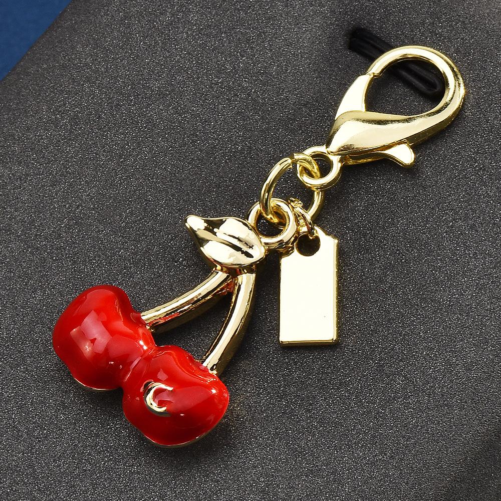 Cherry Keychain Jewelry Bag Pendant Fashionable And Exquisite Crystal Resin Cherries Car Keychain Pendant Female
