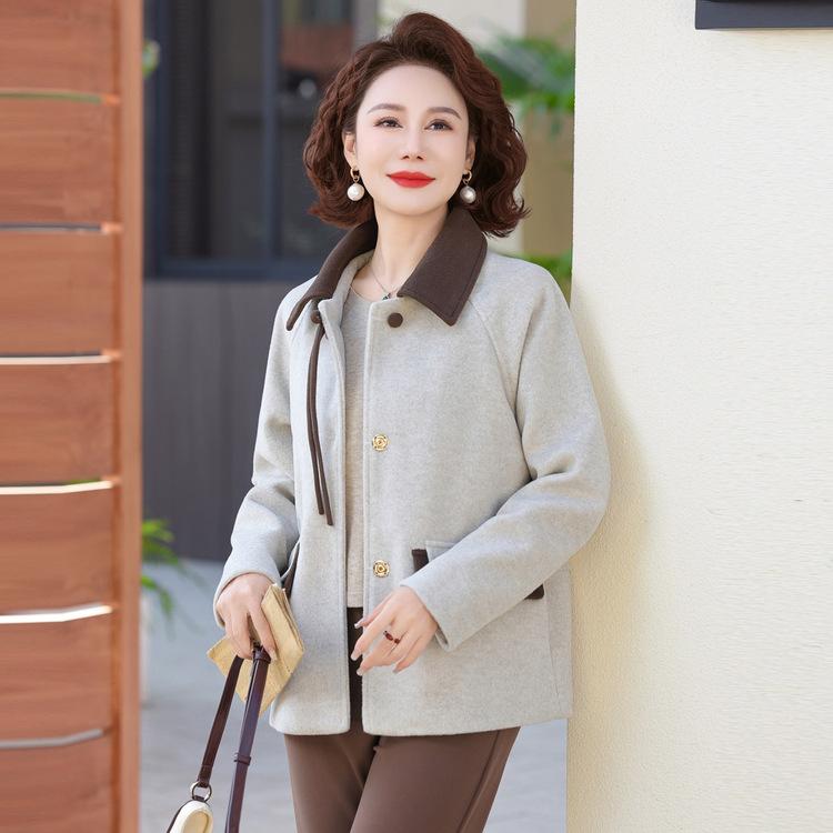 Middle-aged and Elderly Women's Autumn Short Wool Coat Middle-aged Mother's Cardigan Coat Autumn and Winter New Fashionable Large-size Top