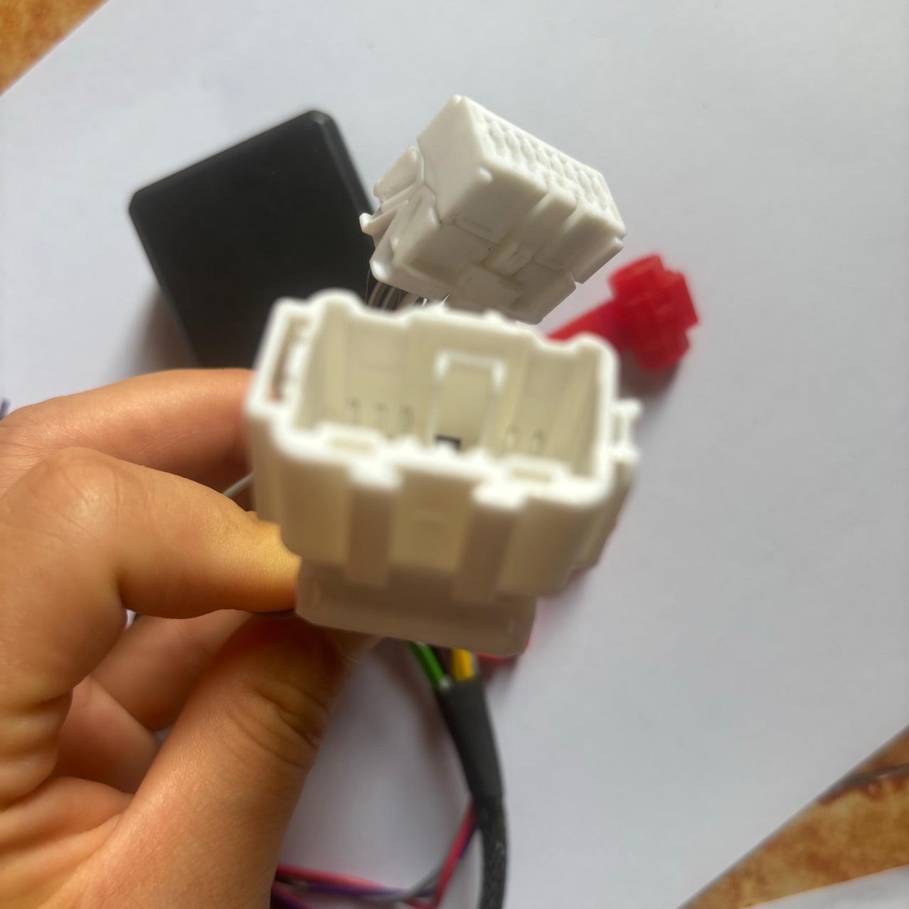 

Умное автоматическое складывающееся зеркало для Suzuki Fengyu Xiaotu Vitara Automatic