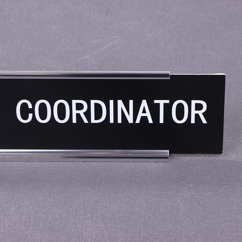 Positionskarte Chaoskoordinator Bürodeko Schreibtischschild Lustige Schilder Arbeitsmaterialien Für Frauen Namensschild aus Metall