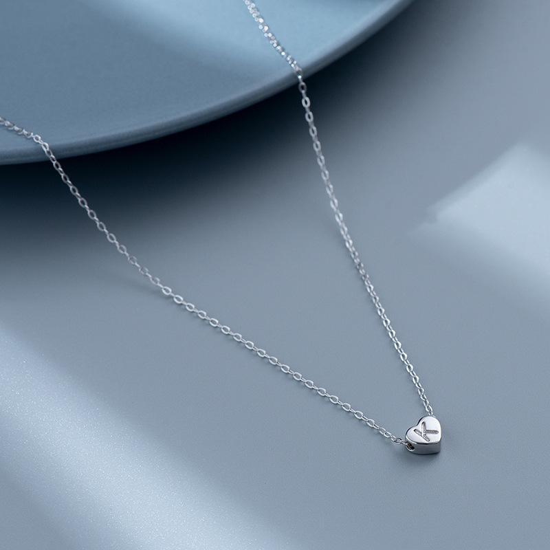 S925 Silver Heart-Shaped Initial Necklace - Korean Style Clavicle Chain with Trendy Peach Heart Design.