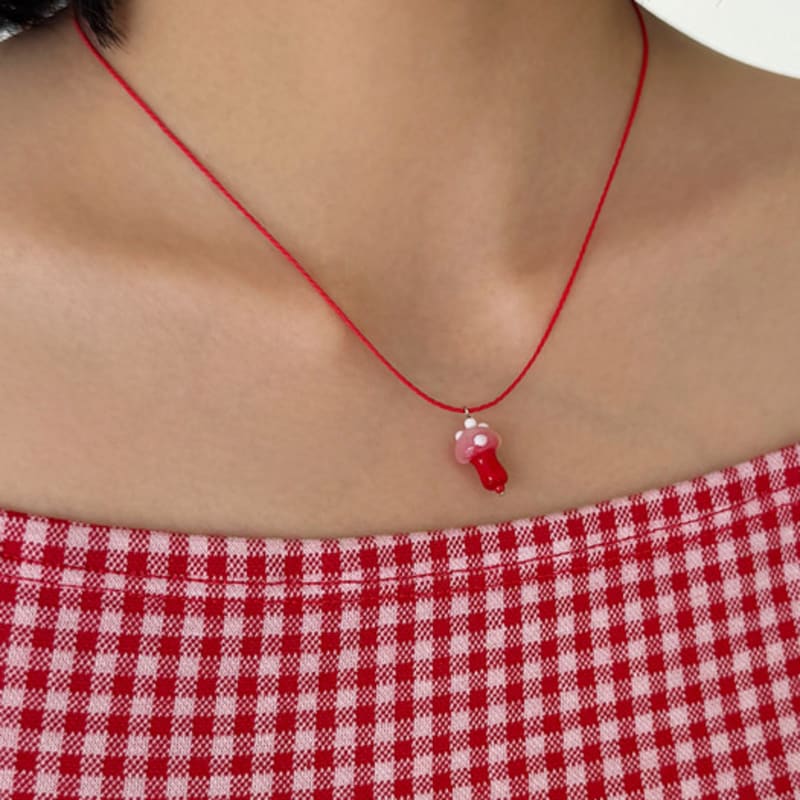 FANTASTIC PLANET mini mushroom string necklace (3colors)